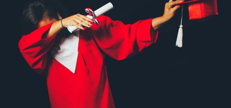 Οι δημιουργικές προσεγγίσεις βοηθούν τους φοιτητικές στις βασικές εργασίες